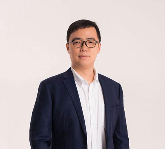 彼时,4g尚未完全商用,移动互联网方兴未艾,一个来自东北铁岭的年轻人